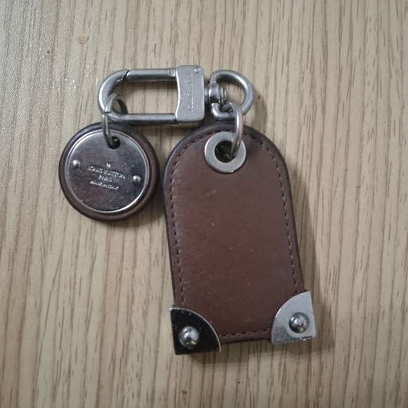 Louis Vuitton Brown keychain fob - Picture 3 of 4
